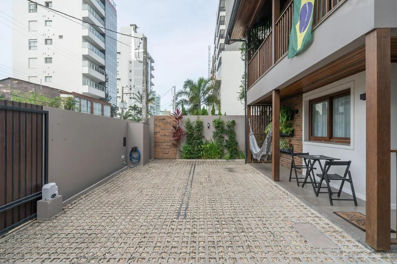 Banzai Brava Suites Itajai Brazil